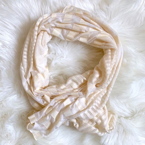 Victoria's Secret Accessories - Victoria’s Secret Cream Scarf